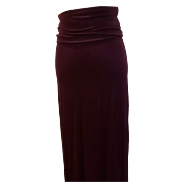 Skirt - Picture 1 of 6